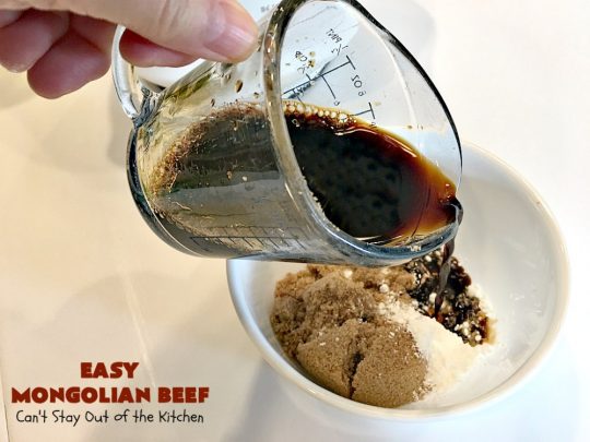 Easy 30-Minute Mongolian Beef | Can't Stay Out of the Kitchen | this is perfect for weeknight suppers when you need to have a meal ready in 30 minutes! This scrumptious #beef entree is absolutely terrific served over rice. #glutenfree