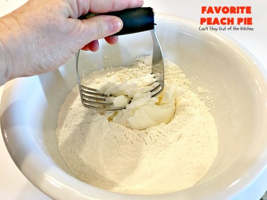 Favorite Peach Pie | Can't Stay Out of the Kitchen | this amazing #peachpie is filled with fresh #peaches & #cinnamon. Provides step-by-step directions for making homemade #piecrust. Terrific summer #dessert