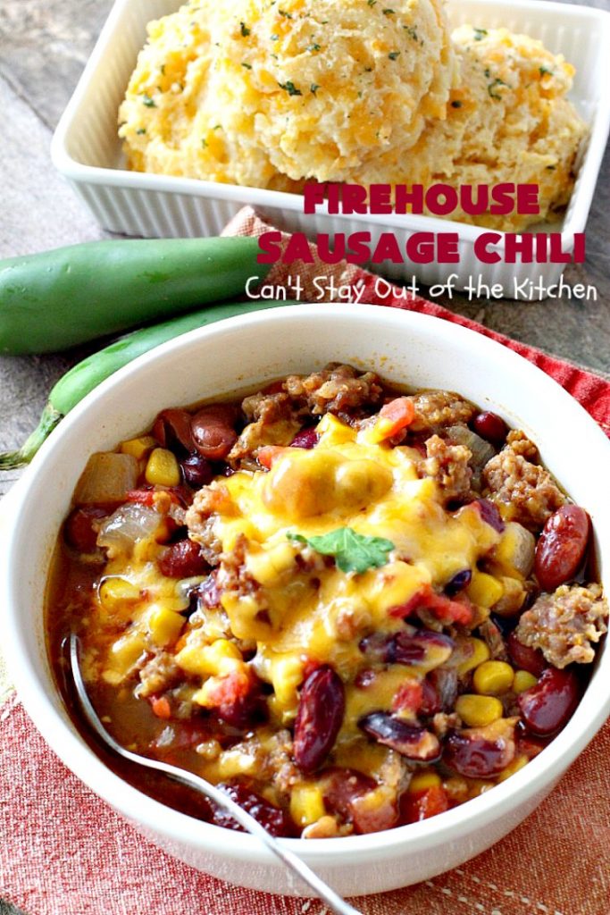 Firehouse Sausage Chili | This fantastic #chili uses #Italian #sausage, 2 kinds of #beans and a #chili seasoning packet to amp up the flavors. It's made in the #crockpot so it's incredibly easy.