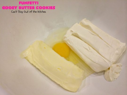 Funfetti Gooey Butter Cookies | Can't Stay Out of the Kitchen | these easy & delicious #cookies really deliver on taste. They're perfect for birthdays, potlucks, tailgating parties or any time you're craving a sweet treat. #dessert #funfetti #CreamCheese #FunfettiGooeyButterCookies #FunfettiDessert #sprinkles