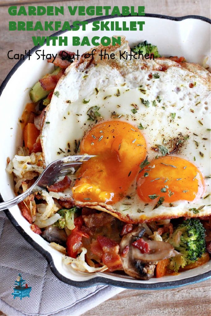 Garden Vegetable Breakfast Skillet With Bacon | Can't Stay Out of the Kitchen | this fantastic #BreakfastSkillet includes seasoned #HashBrowns, lots of garden veggies, #CheddarCheese & #MontereyJackCheese, #bacon & #eggs. It's hearty, filling & so satisfying for a family, company or #holiday #breakfast. #broccoli #mushrooms #pork #HolidayBreakfast #GardenVegetableBreakfastSkilletWithBaacon