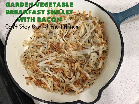 Garden Vegetable Breakfast Skillet With Bacon | Can't Stay Out of the Kitchen | this fantastic #BreakfastSkillet includes seasoned #HashBrowns, lots of garden veggies, #CheddarCheese & #MontereyJackCheese, #bacon & #eggs. It's hearty, filling & so satisfying for a family, company or #holiday #breakfast. #broccoli #mushrooms #pork #HolidayBreakfast #GardenVegetableBreakfastSkilletWithBaacon