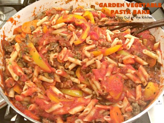 Garden Vegetable Pasta Bake | Can't Stay Out of the Kitchen | fantastic #pasta entree with #beef, veggies & loads of #cheese. I made with #glutenfree noodles, but regular pasta can also be used. Kid-friendly!