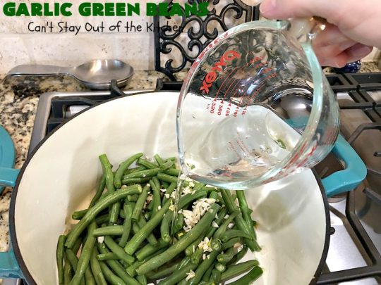 Garlic Green Beans | Can't Stay Out of the Kitchen | this quick & easy #GreenBeans #SideDish can be ready to serve in about 15 minutes! Wonderful for family or company dinners. #Healthy, #vegan #LowCalorie & #GlutenFree. #GarlicGreenBeans #GreenBeansSideDish