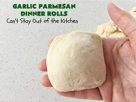 Garlic Parmesan Dinner Rolls | Can't Stay Out of the Kitchen | these #DinnerRolls are fantastic! They're easy to whip up since they're no-knead #rolls. #NoKneading #NoMixing! They're made in the #breadmaker. The rolls are glazed with a #garlic #parmesan #herb butter sauce and are totally mouthwatering. Great for #holidays, company dinners & especially any time you serve #pasta. Everyone will want seconds! #bread #GarlicParmesanDinnerRolls