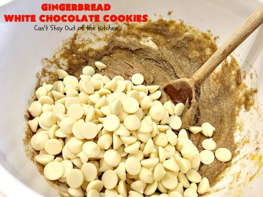 Gingerbread White Chocolate Cookies | Can't Stay Out of the Kitchen | this incredibly easy 5-ingredient #cookie recipe is heavenly. It's terrific for #holiday baking, #Christmas cookie exchanges & office parties. #dessert #gingerbread #chocolate 