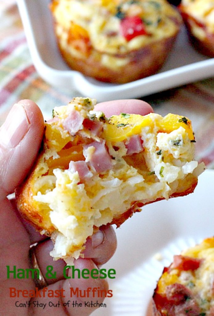 Ham and Cheese Breakfast Muffins | Can't Stay Out of the Kitchen | these #breakfast #muffins are so scrumptious. They're great for on-the-go breakfasts, too. #ham #eggs #cheese #hashbrowns #glutenfree