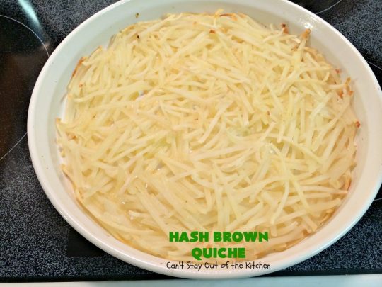 Hash Brown Quiche | Can't Stay Out of the Kitchen | this easy #quiche #recipe uses a #hashbrown crust. It's terrific for a #holiday #breakfast. #ham #cheddarcheese #glutenfree #pork #glutenfreequiche #HolidayBreakfast