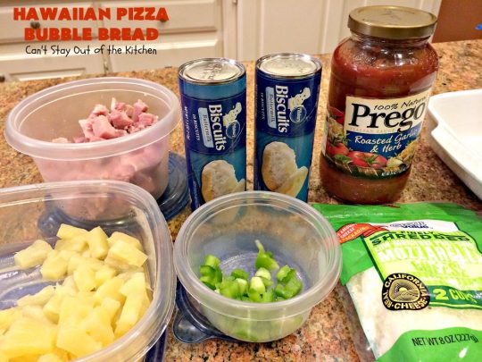 Hawaiian Pizza Bubble Bread | Can't Stay Out of the Kitchen | this easy 6-ingredient recipe can be served as a #bread, an #appetizer, or a #pizza main dish. It's incredibly good and terrific for #tailgating or #SuperBowl parties. #ham #mozzarella
