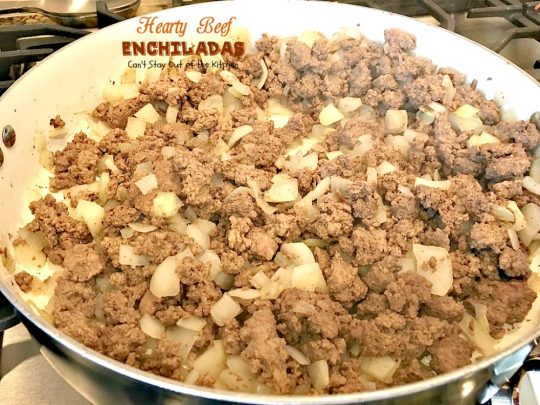 Hearty Beef Enchiladas | Can't Stay Out of the Kitchen | quick & easy #beef and bean #enchiladas with #salsa and enchilada sauce. #TexMex