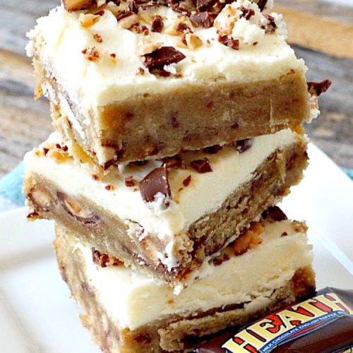 Heath Bars with Buttercream Frosting | Can't Stay Out of the Kitchen | these bar-type #cookies are divine! Amazing icing makes them spectacular. Uses #HeathCandyBars. #chocolate #dessert