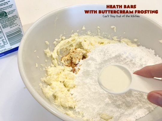 Heath Bars with Buttercream Frosting | Can't Stay Out of the Kitchen | these bar-type #cookies are divine! Amazing icing makes them spectacular. Uses #HeathCandyBars. #chocolate #dessert