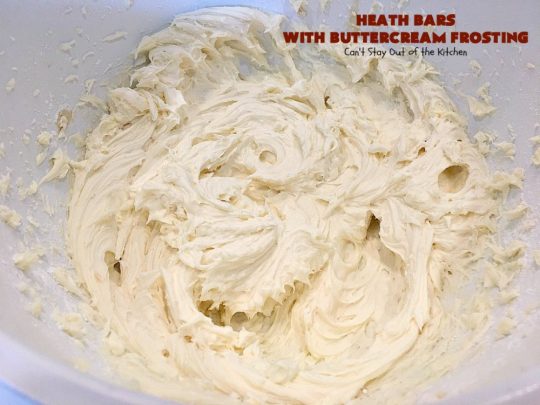 Heath Bars with Buttercream Frosting | Can't Stay Out of the Kitchen | these bar-type #cookies are divine! Amazing icing makes them spectacular. Uses #HeathCandyBars. #chocolate #dessert