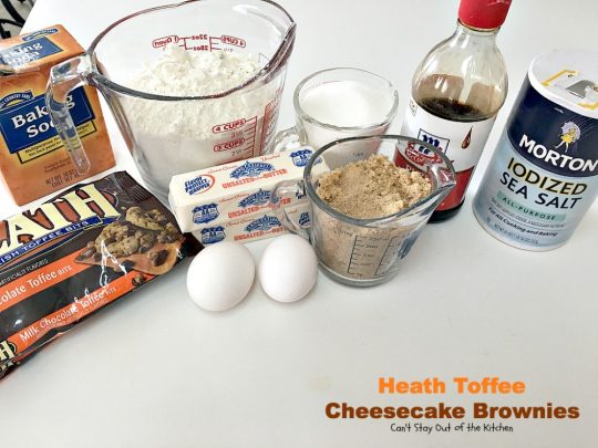 Heath Toffee Cheesecake Brownies | Can't Stay Out of the Kitchen | these #brownies are divine! #HeathEnglishToffeeBits are added to #cookie dough and sandwiched between a luscious #cheesecake layer. This #dessert is amazing.