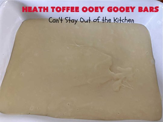Heath Toffee Ooey Gooey Bars | Can't Stay Out of the Kitchen | These #OoeyGooeyBars are outrageously good! If you want an earth-shattering experience, bake up a batch of these lovely #brownies for your next #tailgating party, potluck or backyard BBQ. This easy #recipe uses only 6 ingredients! #cookies #dessert #HeathEnglishToffeeBits #HeathToffee #HeathToffeeOoeyGooeyBars