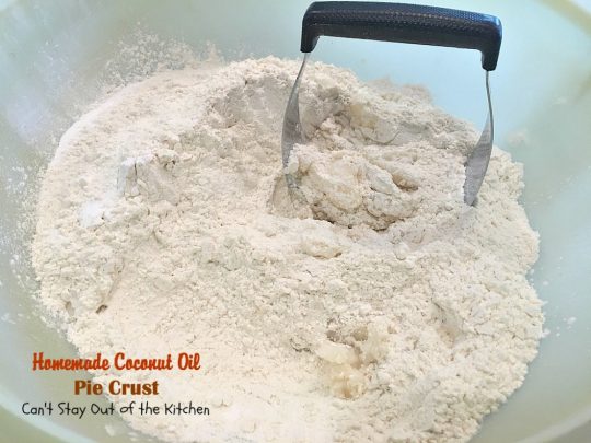 Homemade Coconut Oil Pie Crust | Can't Stay Out of the Kitchen | delicious, flaky homemade #piecrust recipe without using shortening. #CoconutOil is a great alternative. Includes step-by-step pictures. #pie