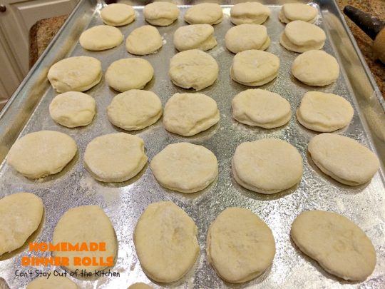 Homemade Dinner Rolls | Can't Stay Out of the Kitchen | these easy #GooseberryPatch #dinnerrolls are fantastic. There's no kneading & you refrigerate the dough overnight. They're perfect for company or #holidays like #Thanksgiving or #Christmas. #bread
