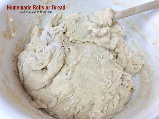 Homemade Rolls or Bread |Can't Stay Out of the Kitchen | these amazing homemade #rolls are reminiscent of #King'sHawaiianRolls. They are a little on the sweet side and so delicious. Wonderful for #holiday menus. #bread #homemadebread