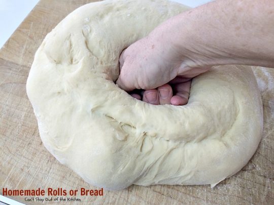 Homemade Rolls or Bread |Can't Stay Out of the Kitchen | these amazing homemade #rolls are reminiscent of #King'sHawaiianRolls. They are a little on the sweet side and so delicious. Wonderful for #holiday menus. #bread #homemadebread