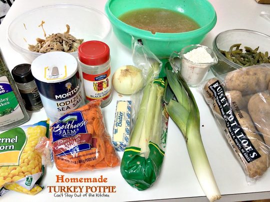 Homemade Turkey Potpie | Can't Stay Out of the Kitchen | the BEST #turkey or #chicken #potpie ever! I even used leftover veggies and it worked just as well. This recipe makes 3 large potpies so it's a great way to use up leftover chicken or turkey