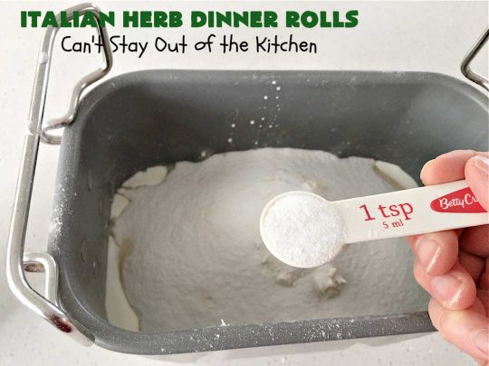 Italian Herb Dinner Rolls | Can't Stay Out of the Kitchen | these easy #NoKnead #DinnerRolls are fantastic! They're flavored with dried herbs like #basil, #thyme & #marjoram so they just pop in flavor. Terrific side for soup or chili, but also fantastic to serve for company or #holiday meals like #Easter or #MothersDay. Every bite is mouthwatering and irresistible! #bread #ItalianHerbDinnerRolls