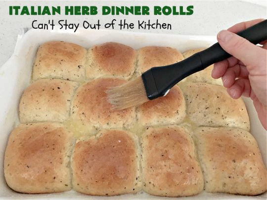 Italian Herb Dinner Rolls | Can't Stay Out of the Kitchen | these easy #NoKnead #DinnerRolls are fantastic! They're flavored with dried herbs like #basil, #thyme & #marjoram so they just pop in flavor. Terrific side for soup or chili, but also fantastic to serve for company or #holiday meals like #Easter or #MothersDay. Every bite is mouthwatering and irresistible! #bread #ItalianHerbDinnerRolls