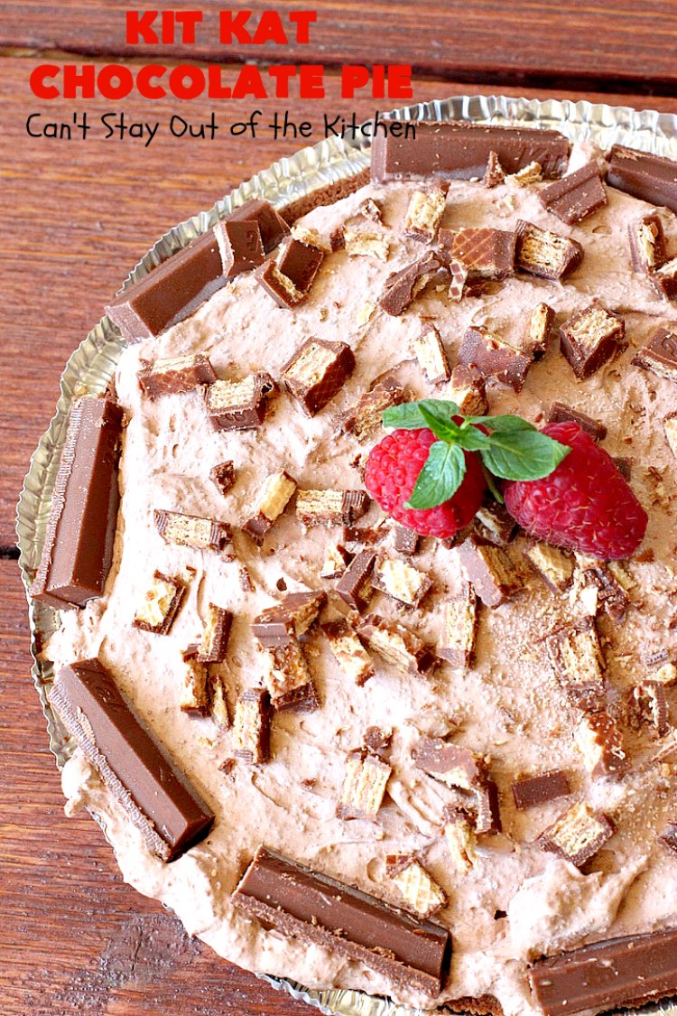 Kit Kat Chocolate Pie | Can't Stay Out of the Kitchen | this easy 5-ingredient #recipe is heavenly. It uses #chocolate pudding, a chocolate crumb crust & #KitKatBars. Every bite will have you drooling. #dessert #ChocolatePie #pie #ChocolateDessert #HolidayDessert #KitKatDessert #KitKatChocolatePie #5IngredientDessert