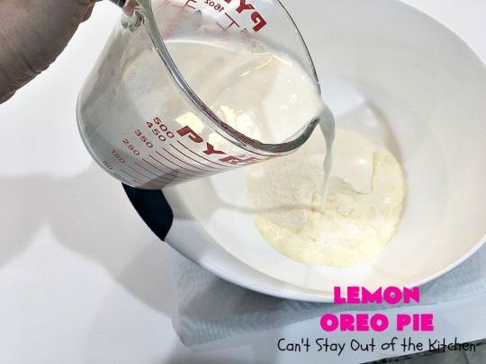 Lemon Oreo Pie | Can't Stay Out of the Kitchen | this luscious 5-ingredient #pie will knock your socks off! It's made with #LemonOreos & is perfect for a company or #holiday #dessert. #Lemon #Oreos #LemonOreoPie