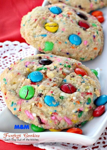 M&M Funfetti Cookies - IMG_2761