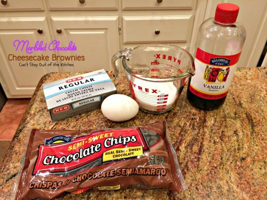 Marbled Chocolate Cheesecake Brownies | Can't Stay Out of the Kitchen | these outrageous #brownies will have you coming back for more! #chocolate #cheesecake #dessert
