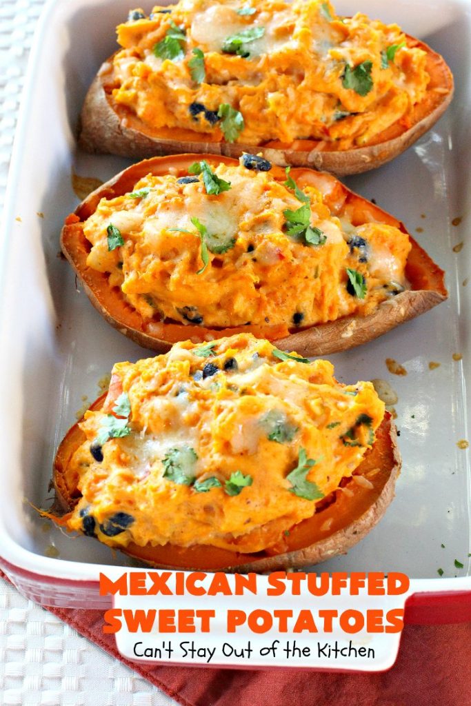 Mexican Stuffed Sweet Potatoes | I LOVE these mouthwatering #sweetpotatoes! They're hearty, filling and substantial enough for #MeatlessMondays. This #TexMex version is so flavorful & sumptuous you won't want to stop eating them. I sure didn't. Healthy, clean-eating #glutenfree #CincoDeMayo