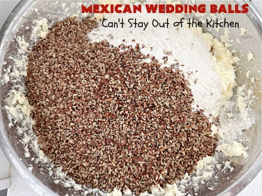 Mexican Wedding Balls | Can't Stay Out of the Kitchen | this vintage #recipe is perfect for #Christmas #baking & the #holidays. Rolling the #cookies in #PowderedSugar twice gives that extra bit of sweetness that's just wonderful. Great for #tailgating & office parties, too. #dessert #pecans #ChristmasDessert #PecanButterballs #SwedishTeaCakes #RussianTeaCakes #MexicanWeddingBalls