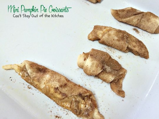 Mini Pumpkin Pie Croissants | Can't Stay Out of the Kitchen | these lovely #croissants taste like eating #pumpkinpie! Quick and easy since they use #crescentrolls. #pumpkin #breakfast