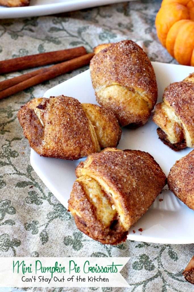 Mini Pumpkin Pie Croissants | Can't Stay Out of the Kitchen | these lovely #croissants taste like eating #pumpkinpie! Quick and easy since they use #crescentrolls. #pumpkin #breakfast