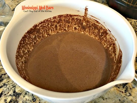 Mississippi Mud Bars | Can't Stay Out of the Kitchen | these #PaulaDeen #brownies are so addictive you won't be able to stop eating them. #dessert #chocolate #marshmallows