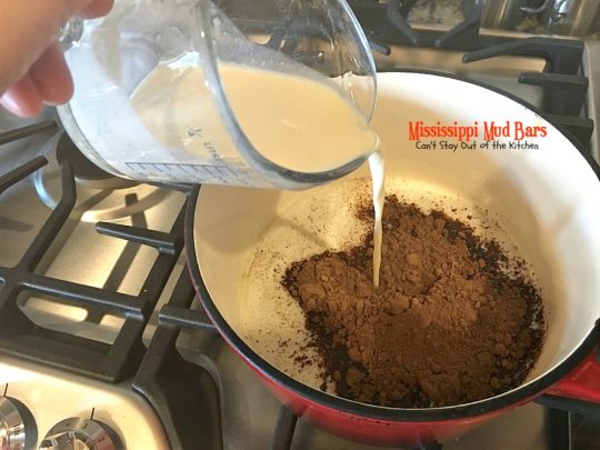 Mississippi Mud Bars | Can't Stay Out of the Kitchen | these #PaulaDeen #brownies are so addictive you won't be able to stop eating them. #dessert #chocolate #marshmallows