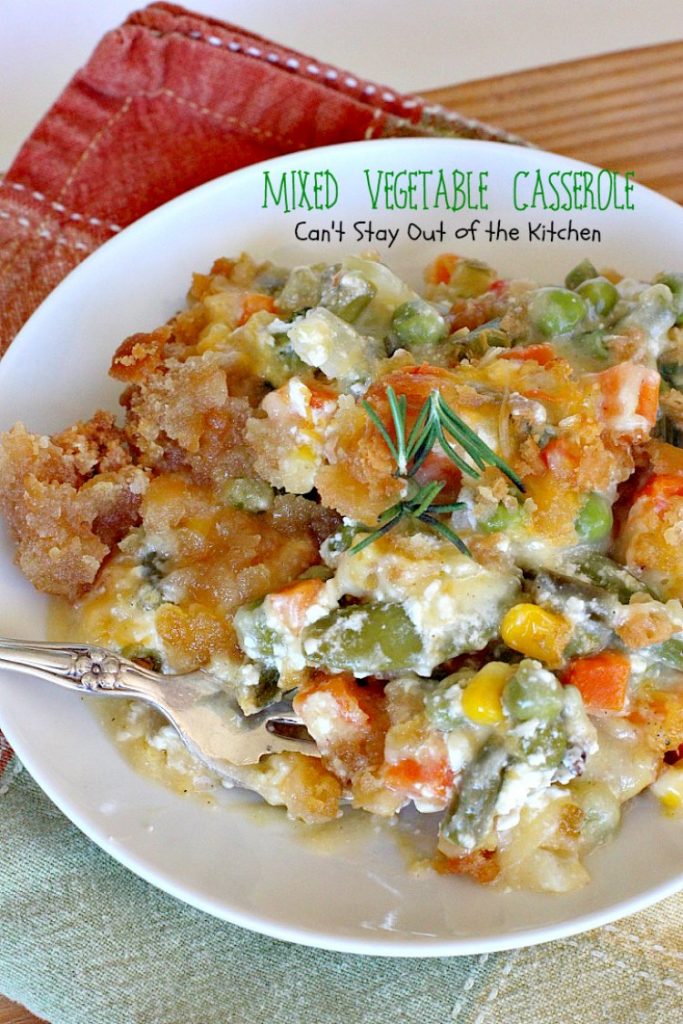 Mixed Vegetable Casserole | Can't Stay Out of the Kitchen | this is a scrumptious & versatile #casserole that's a great side dish for #holiday menus. This one uses a #RitzCrackers crumb topping. #vegetables