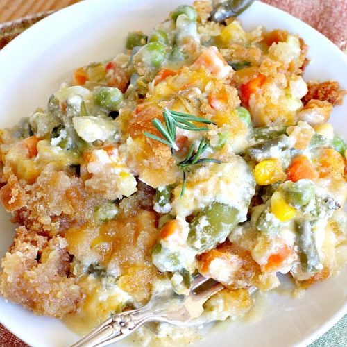 Mixed Vegetable Casserole | Can't Stay Out of the Kitchen | this is a scrumptious & versatile #casserole that's a great side dish for #holiday menus. This one uses a #RitzCrackers crumb topping. #vegetables