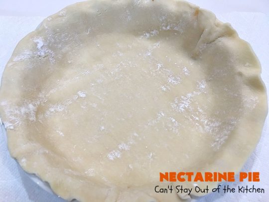 Nectarine Pie | Can't Stay Out of the Kitchen | this is absolutely the best #FruitPie ever! I never realized #nectarines tasted so great in #dessert. Better than #PeachPie! Love this #recipe. #southern #NectarinePie #cinnamon #NectarineDessert #Canbassador #WashingtonStateFruitCommission #WashingtonStoneFruitGrowers