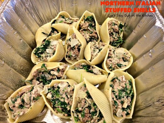 Northern Italian Stuffed Shells | Can't Stay Out of the Kitchen | tremendous #PaulaDeen #pasta #recipe that's out of this world! This one uses #beef, #spinach, both #creamcheese & #parmesancheese. Makes 2 large #casseroles so you can freeze one for later. #stuffedshells #Italian