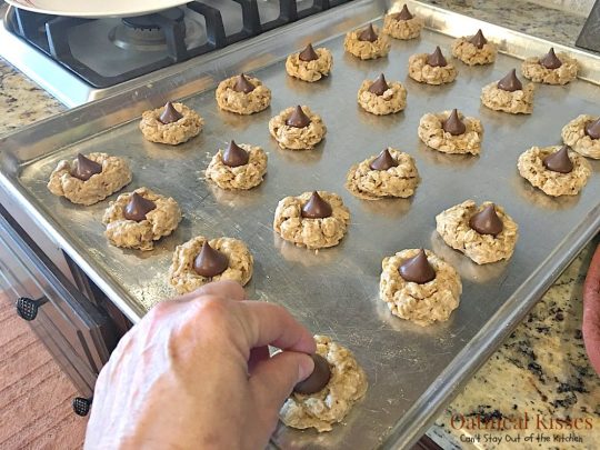 Oatmeal Kisses | Can't Stay Out of the Kitchen | These delightful #oatmeal #cookies have a hint of #cinnamon and a #Hershey'skiss pressed in the center of each one. #dessert #chocolate