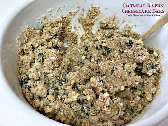 Oatmeal Raisin Cheesecake Bars | Can't Stay Out of the Kitchen | traditional #oatmealraisin #cookies with a luscious #cheesecake layer make for a #brownie to die for! #dessert