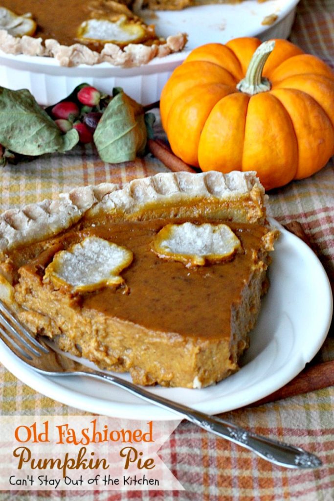 Old Fashioned Pumpkin Pie | Can't Stay Out of the Kitchen | the BEST #pumpkinpie ever! Great for #Thanksgiving or #christmas. #pie #dessert