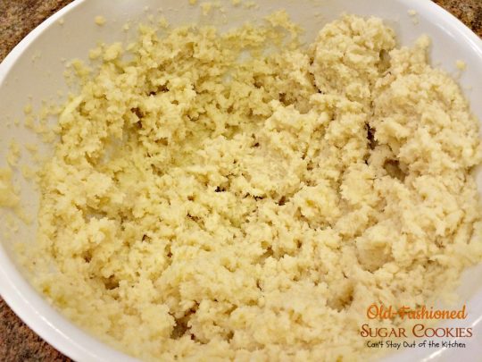 Old-Fashioned Sugar Cookies | Can't Stay Out of the Kitchen | these amazing #cookies are rolled in sugar and are so quick and easy to make. #dessert #sugarcookies