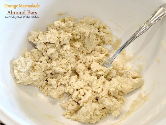Orange Marmalade Almond Bars | Can't Stay Out of the Kitchen | these amazing bars have a shortbread crust, #orangemarmalade filling & #almonds on top. Great #dessert for #holiday baking. #cookie