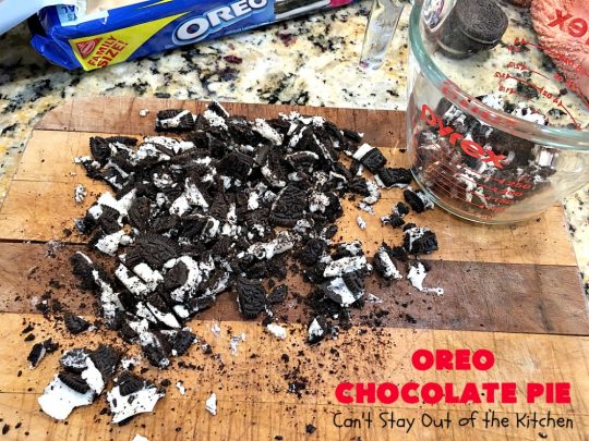 Oreo Chocolate Pie | Can't Stay Out of the Kitchen | this amazing #ChocolatePie is filled with #Oreos. It uses only 5 ingredients so it's an extremely easy #dessert for #holidays or company. Every bite will have you drooling! #pie #ChocolateDessert #OreoDessert #HolidayDessert #chocolate #OreoChocolatePie