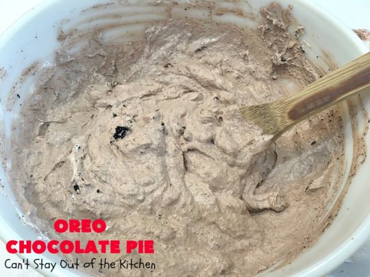 Oreo Chocolate Pie | Can't Stay Out of the Kitchen | this amazing #ChocolatePie is filled with #Oreos. It uses only 5 ingredients so it's an extremely easy #dessert for #holidays or company. Every bite will have you drooling! #pie #ChocolateDessert #OreoDessert #HolidayDessert #chocolate #OreoChocolatePie