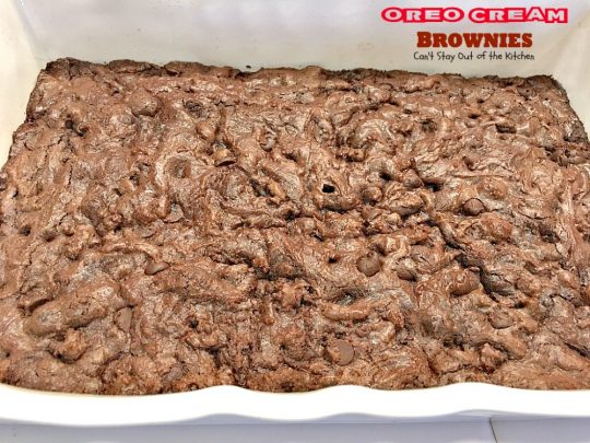 Oreo Cream Brownies | Can't Stay Out of the Kitchen | these decadent #brownies start with a #glutenfree brownie mix. Then they're iced with an #Oreo cream type mixture and glazed with melted #chocolate chips. Amazing #dessert.