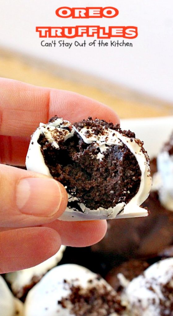 Oreo Truffles | Can't Stay Out of the Kitchen | Oh my gosh, heavenly doesn't begin to describe these amazing #truffles. Made with #Oreos, #creamcheese & #chocolate & vanilla bark. Fabulous for any party. #dessert
