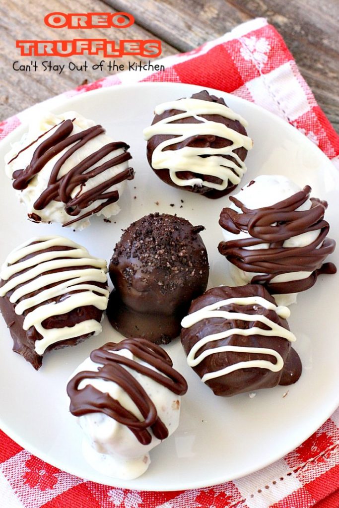 Oreo Truffles | Can't Stay Out of the Kitchen | Oh my gosh, heavenly doesn't begin to describe these amazing #truffles. Made with #Oreos, #creamcheese & #chocolate & vanilla bark. Fabulous for any party. #dessert